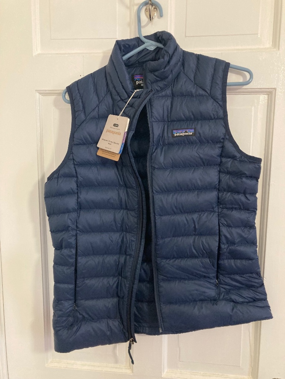 NWT Patagonia women's down sweater vest, navy blue, size M